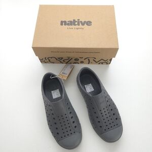 *NEW* Native Child Jefferson Slip On Shoes size C13